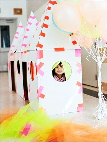 làm nhà bằng thùng carton
