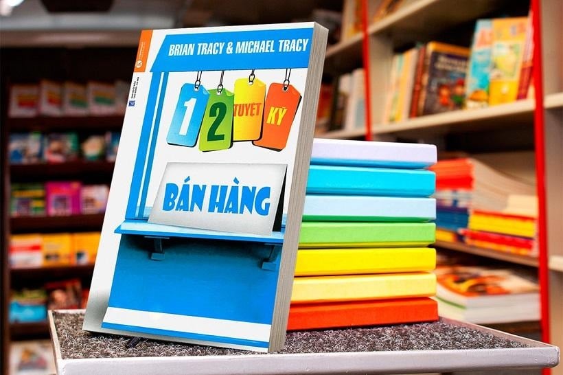 sách 12 tuyệt kỹ bán hàng
