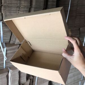 hop-giay-carton-size-28x16x12-cm-4 hop-giay-carton-size-28x16x12-cm-4