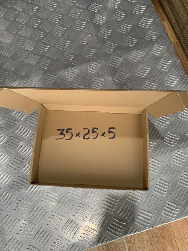 Thùng hộp carton nắp gài đóng hàng 35x25x5 cm - Gumato